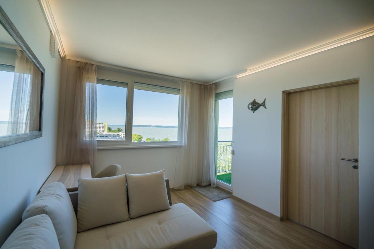 Myflat Top Panorama 909 Apartment Siofok Luaran gambar