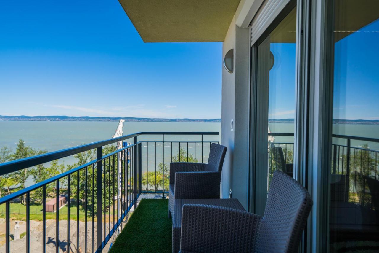 Myflat Top Panorama 909 Apartment Siofok Luaran gambar